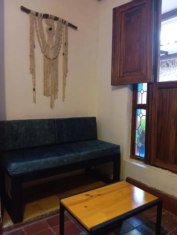 Hostal Patio Del Rio Cali Gæstehus